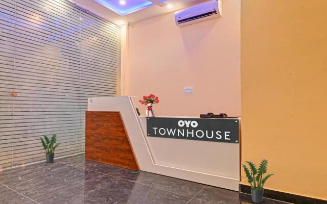 Oyo Townhouse 1123 Kalyanpur Metro