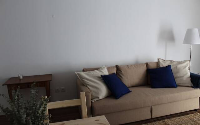 New Apartment Near Amoreiras by Rental4all