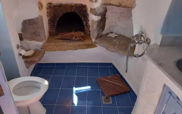 Traditional 2 Bd Chora House Patmos