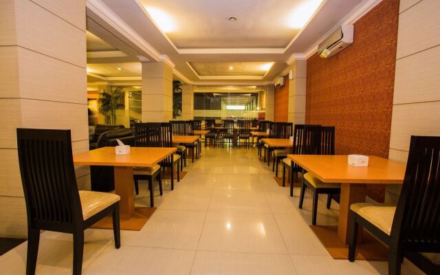 New Raja Residence