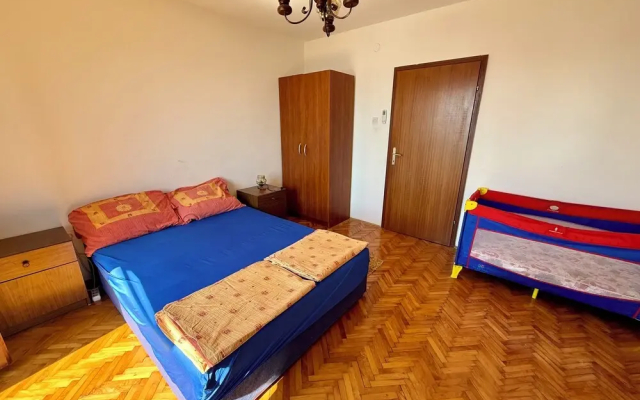 Apartment Višnja