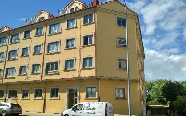 Apartamentos Ares 3000