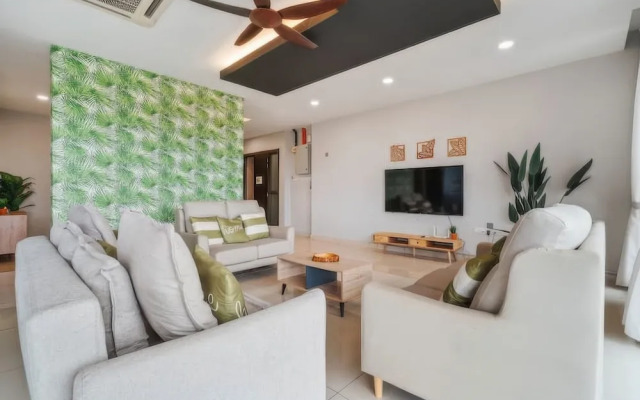 The Embassy Row 206 Apartments