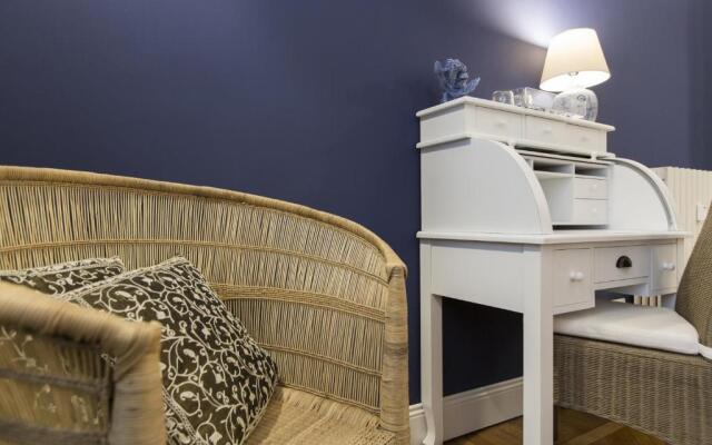 Household - Settembrini 17