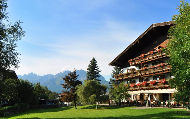 Kaiserhotel Kitzbühler Alpen