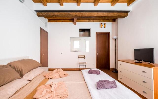 whouse suite apartment mirasole