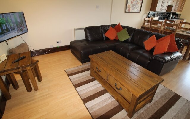 Hideaway 2 Bedroom Apartment by Cardiff Holiday Homes