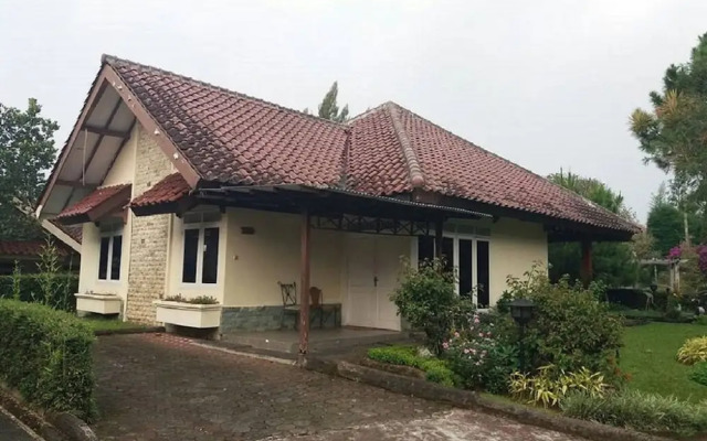 Villa Kota Bunga Melati