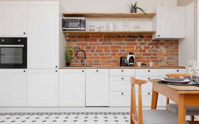Atmospheric Apartment by Renters
