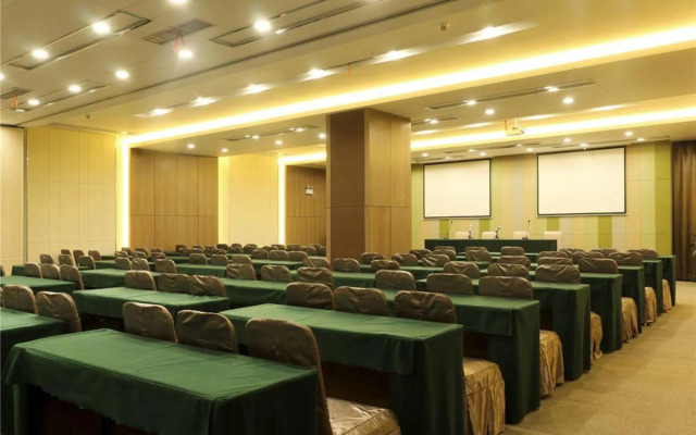 Heyue Boutique Hotel（Wu Han Townsend Lake Shop)