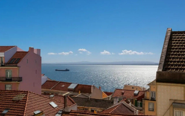 Portas do Teatro Apartments