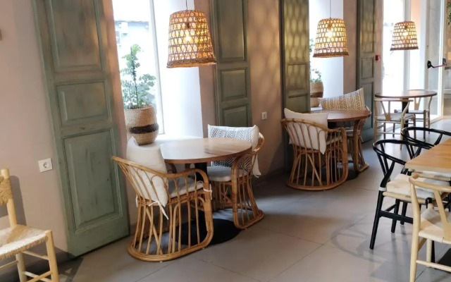 YOU & CO. J. Botánico Boutique Hotel