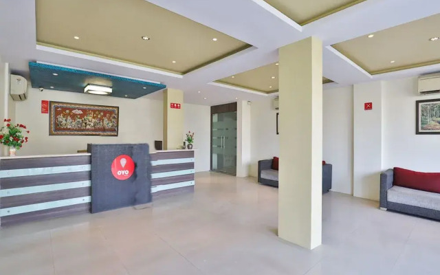 OYO 11718 Hotel Shivarth