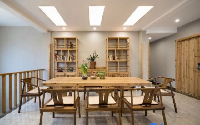 Zhihao Homestay