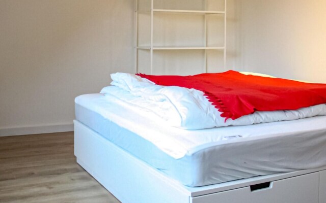 Stunning Home in Diksmuide With Wifi and 4 Bedrooms