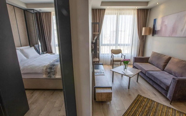 Shimall Hotel