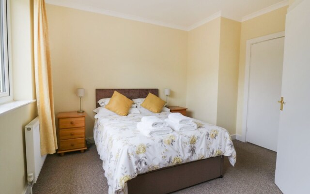 Hollyberry Cottage
