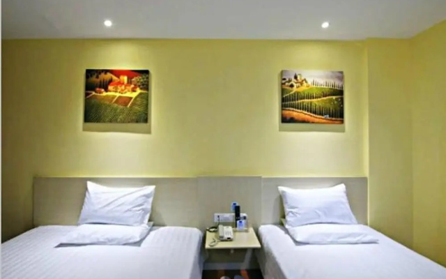 Mercure Qingdao Downtown
