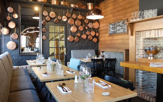 Hotel Aux Temps d'Em