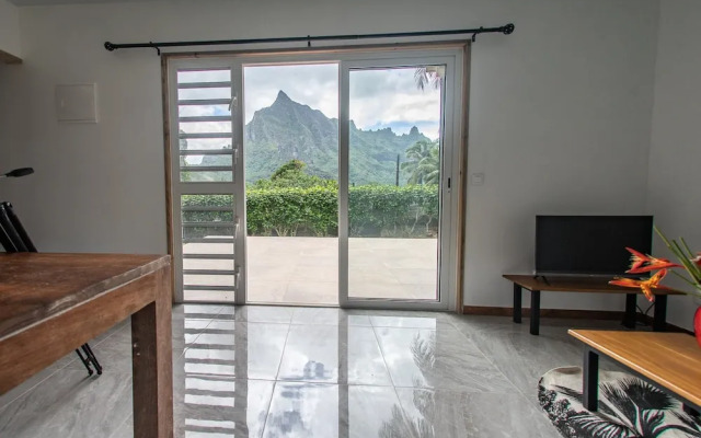 Moorea - Paopao Pool Mountain