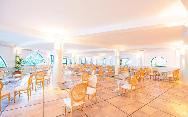 Baia Taormina Hotel