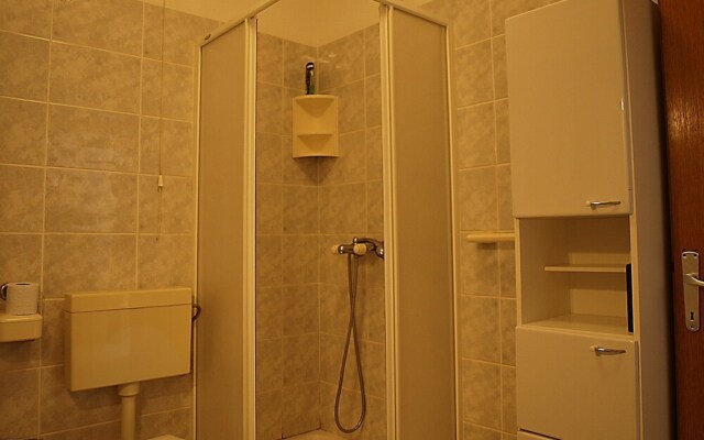 Apartments Janja Postira