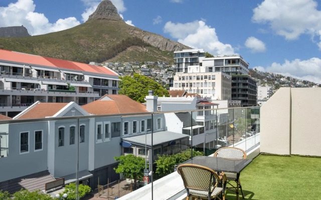 Protea Hotel by Marriott Cape Town Sea Point