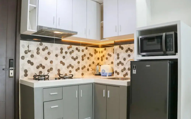 Spacious And Homey Studio At Daan Mogot City Apartment