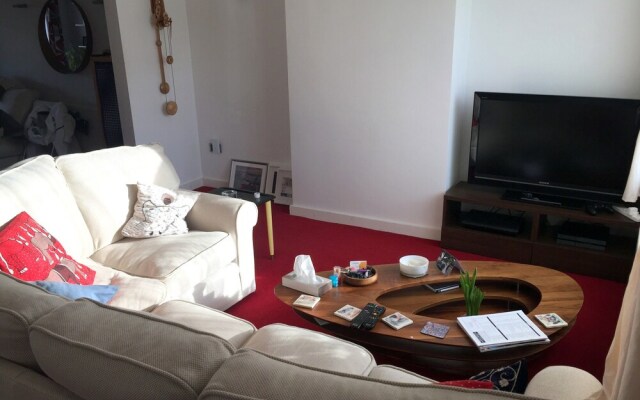 Comfortable 2 Bedroom House in Oxford