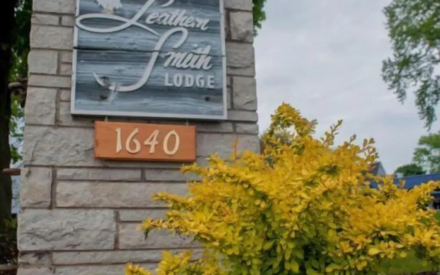 Lodge at Leathem Smith