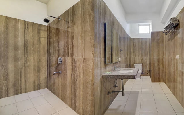 Treebo C1 Taj Nirvana