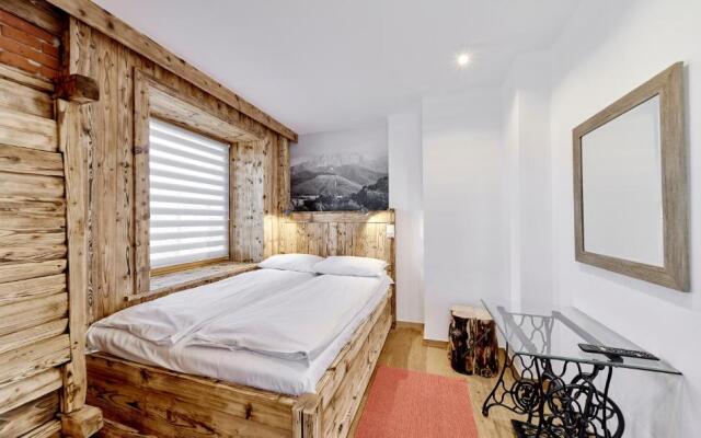 Hel Apartments
