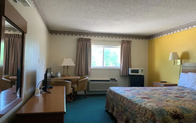 Americas Best Value Inn Macomb