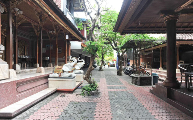 艾里巴厘岛雷吉安 116 号库塔酒店(Airy Legian 116 Kuta Bali)