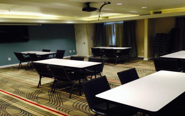 Holiday Inn Express Bakersfield by IHG