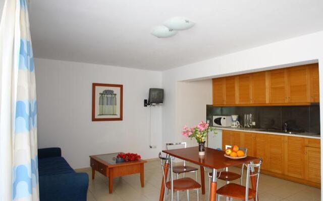 Oliv Apartments