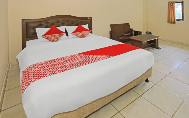 Hotel Danau Indah by OYO Rooms