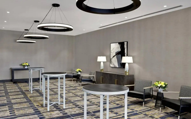 Delta Hotels by Marriott Calgary Downtown