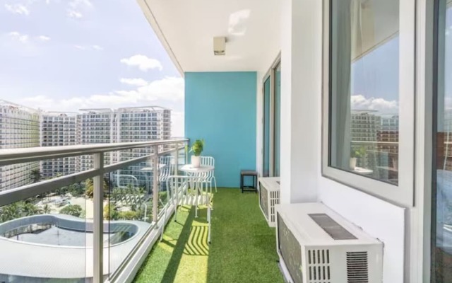 Azure Urban Resort by Adam's Crib