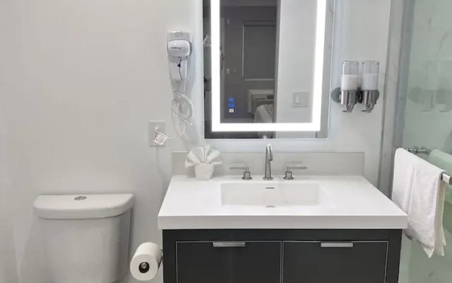 Omeo Suites