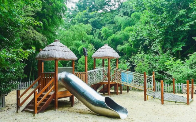 Meijie Mountain Hotspring Resort