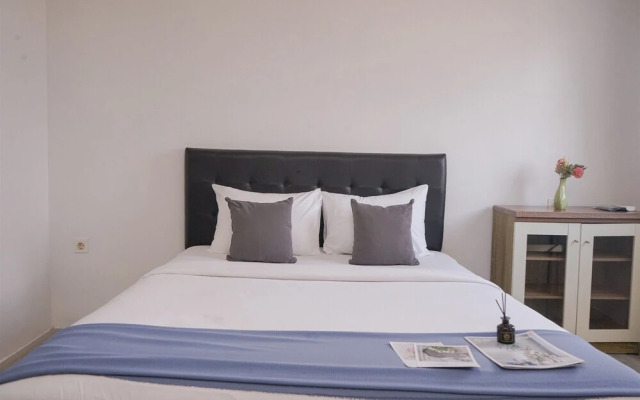 Comfy Studio Room at Bintaro Icon Apartment