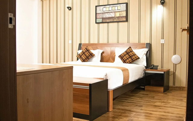 WE Hotel and Suites