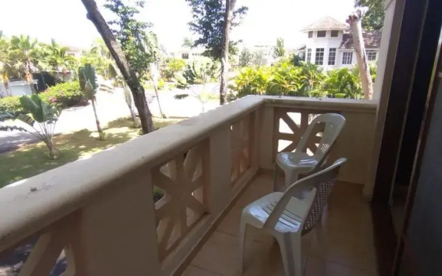B&B Pavillion