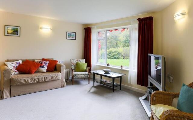 Truro apartment in a stunning quiet location