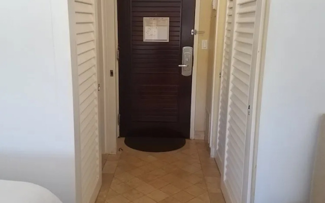 2417 @ Oceanfront Resort Lihue, Kauai Beach Drive