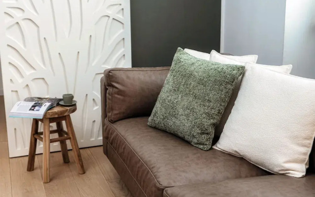 Rafael White Home