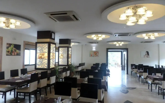 Hotel Raj Palace