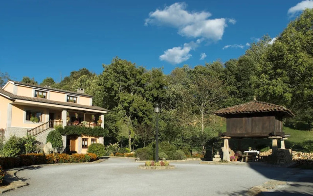 Casa Rural Santu Colás