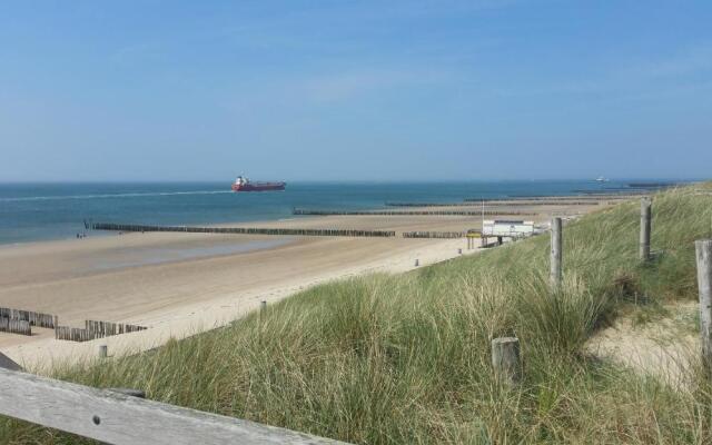 DUINZICHT 8 Bed by the Sea